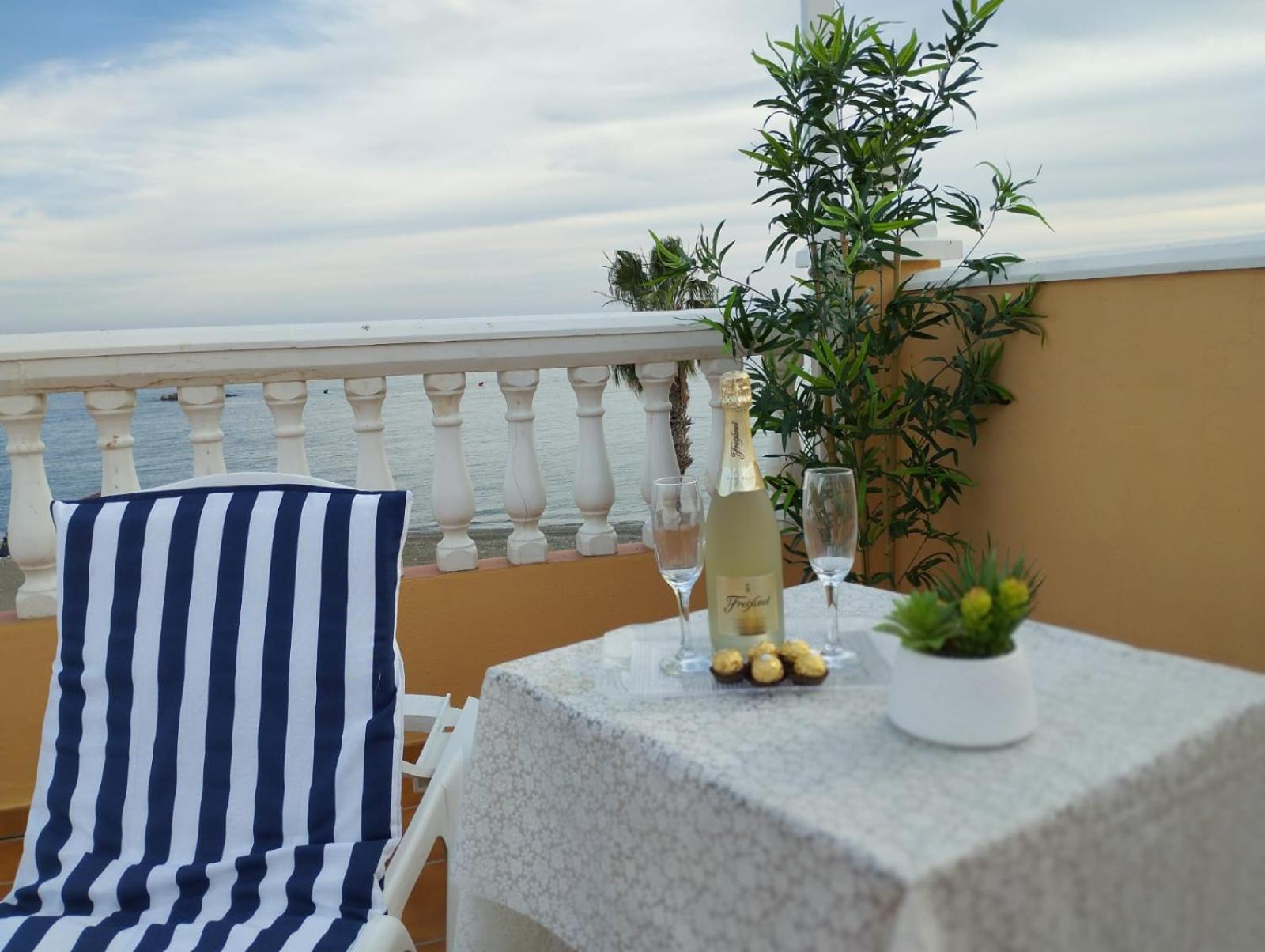 Apartamentos Playacala La Cala Del Moral Extérieur photo