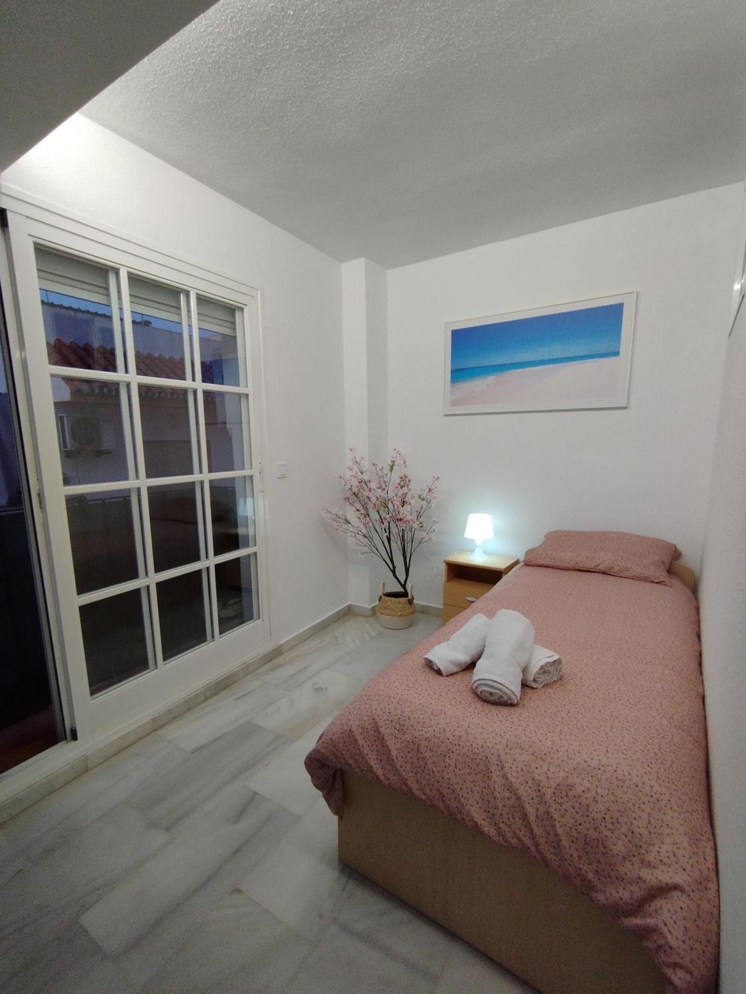Apartamentos Playacala La Cala Del Moral Extérieur photo